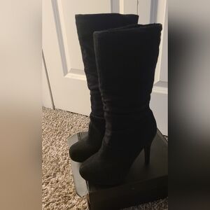 Wild Diva Size 6 - 4 Inch Heel Black Heeled Boots - Brand New